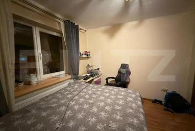 Apartament cu 3 camere semidecomandat în Central - 3