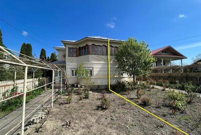 Casa/Duplex de vanzare in Focsani, toate utilitatile , zona Sud - 1