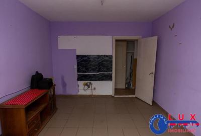 ID 8245 DE INCHIRIAT - Spa?iu comercial sau locativ - 3