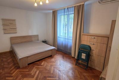 Garsonieră decomandată în Central - 11