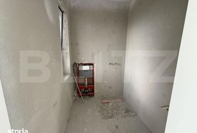 Casă cu 4 camere cu Teren 300 Mp în Botiz - 2