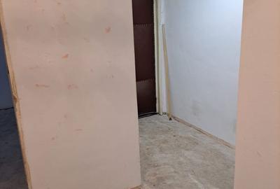 Apartament cu 3 camere decomandat în Decebal - 3