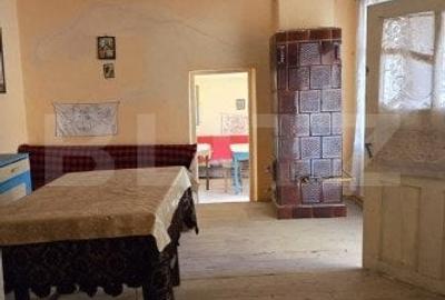 Casa de vanzare, 3 camere, 122 mp utili, in comuna Matei  +40 ari teren - 5