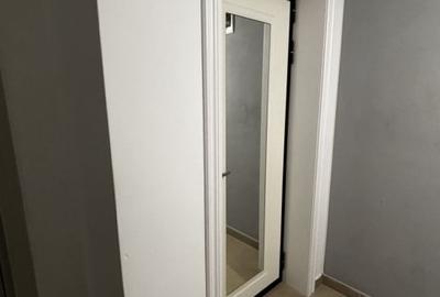 Apartament cu 2 camere decomandat în Baza 3 - 5