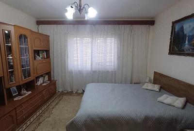 Casă cu 3 camere cu Teren 526 Mp în Vinerea - 1