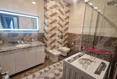 Apartament cu 3 camere decomandat, mobilat în 13 Decembrie - 10