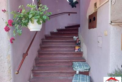 Casa zona Titulescu cu spatiu comercial aproape de centru - 8