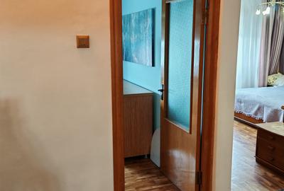Inel II - Dezrobirii - 3 camere decomandate - 2 bai - centrala gaze- 500 euro - 35