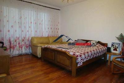 Zona Excelenta! Vanzare Casa Centru - zona Spital Judetean! - 14