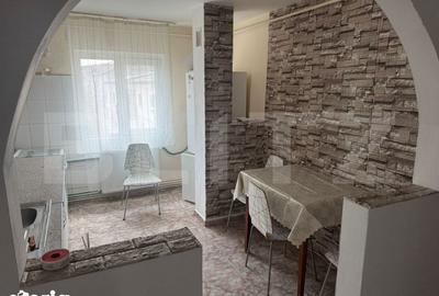 Apartament cu 3 camere în Central - 3