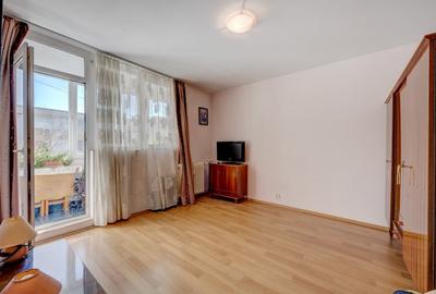 Apartament 3 camere decomandat Titan, Pta. 1 Decembrie - 4