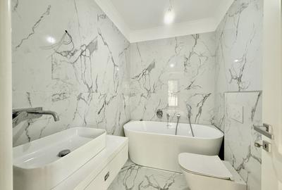 Apartament cu 4 camere decomandat în Unirii - 16