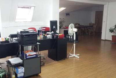 Apartament cu 2 camere decomandat în Semicentral