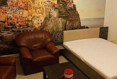 Apartament cu 3 camere decomandat în Nord - 2