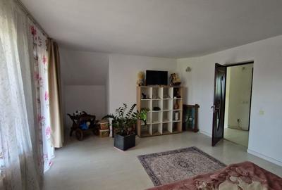 Casă cu 4 camere cu Canalizare în Săsar - 12