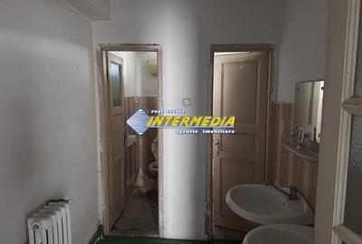Spațiu comercial, de 250 mp, în Central - 10