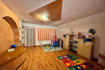 Casa de vanzare , 258.00 utili + 418 teren, zona Closca - 15