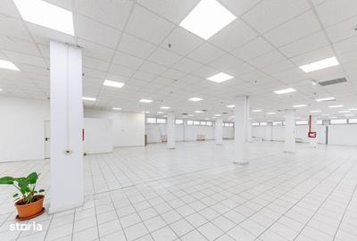 Spațiu comercial, de 600 mp, în Central - 17