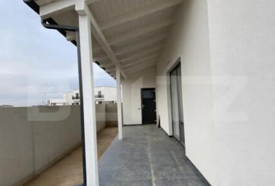 Casă cu 3 camere cu Teren 337 Mp în Urseni