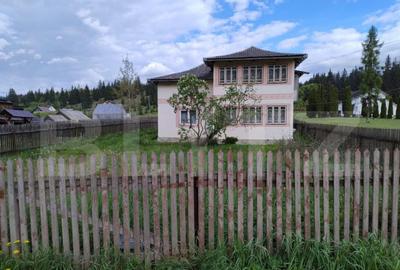 Casa de vanzare, cu 3 camere, 140 mp, zona-Dorna Arini - 3