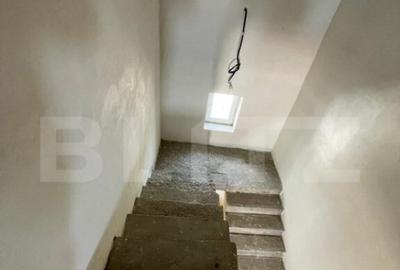 Casă cu 5 camere cu Teren 1062 Mp în Ghercești - 4