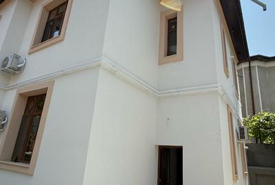 Apartament cu 5 camere decomandat, mobilat în Cotroceni - 4