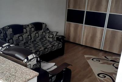 Garsonieră decomandată în Central - 1