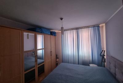 Apartament cu 3 camere semidecomandat în Titan - 1