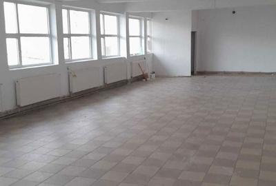 Spațiu comercial, de 290 mp, în Central - 1