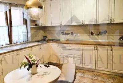 Casă cu Teren 426 Mp în Tătărași - 1