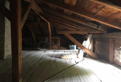 Casă cu 3 camere în Central - 1