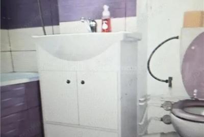 Apartament cu 4 camere decomandat în Calea București - 2