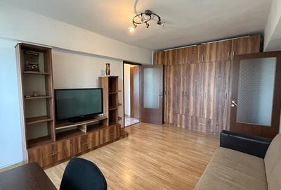 Apartament cu 2 camere semidecomandat în Berceni
