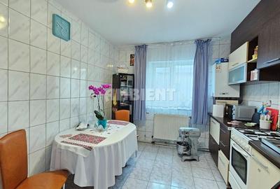 Apartament cu 3 camere decomandat, mobilat în Central - 4
