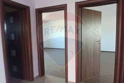 Casa individuala spatioasa cu 5 camere de vanzare in Corbeanca - 11