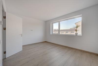 Casă cu 5 camere cu Teren 212 Mp în Voluntari - 10