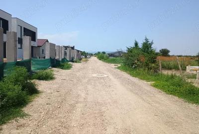 Teren de 434 mp, în Central - 4