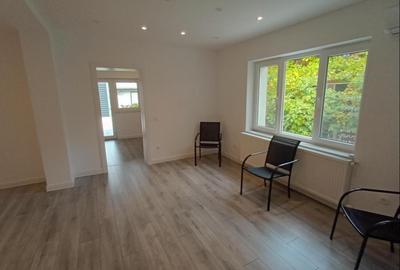 Casă cu 3 camere cu Teren 400 Mp în Apusului - 13