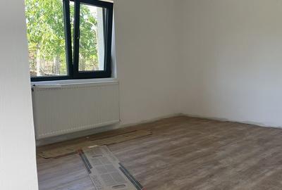 Casă cu 2 camere cu Teren 400 Mp în Mărgineni - 4