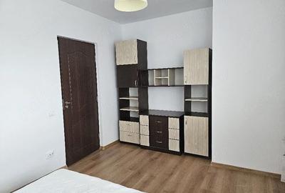 Casă cu 4 camere cu Teren 250 Mp în Central - 1