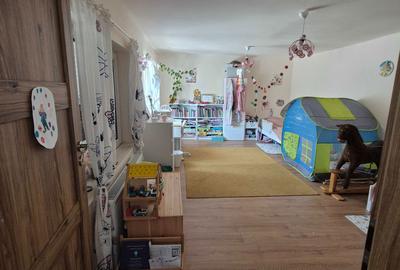 Casă cu 4 camere în Titulescu - 2