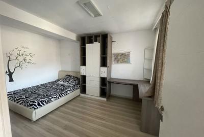 Spațiu comercial, de 3,000 mp, în Central - 1