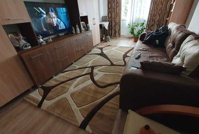 Apartament cu 2 camere decomandat în Curtișoara - 2