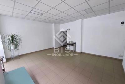 Spațiu comercial, de 80 mp, în Sud - 1