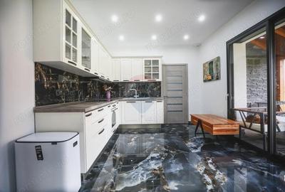 Casa de vanzare Bozanta Mare - 4