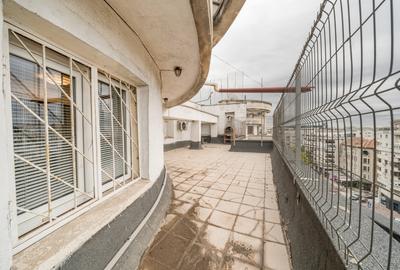 Unirii-Sfanta Vineri*Bloc 1990*Terasa 40 mp*Etaj 8/8* Mobilat si utilat modern Unirii-Sfanta Vineri*Bloc 1990*Terasa 40 mp*Etaj 8/8* Mobilat si utilat modern - 7