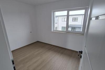 Casă cu 4 camere în Valea Lupului - 4