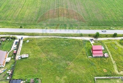 Teren Bod -Strada Harmanului, 732mp, posibil 1098mp/ 2196mp, utilitati - 2
