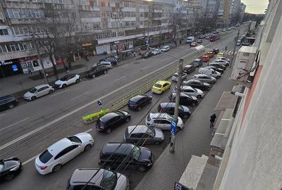 Apartament cu 2 camere decomandat în Dacia