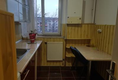 Apartament doua camere, etaj 3, mobilat si utilat, CT, langa biserica Precista - 8